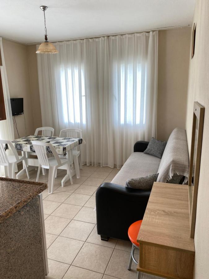 דליאן Safak Apart & Hotel מראה חיצוני תמונה